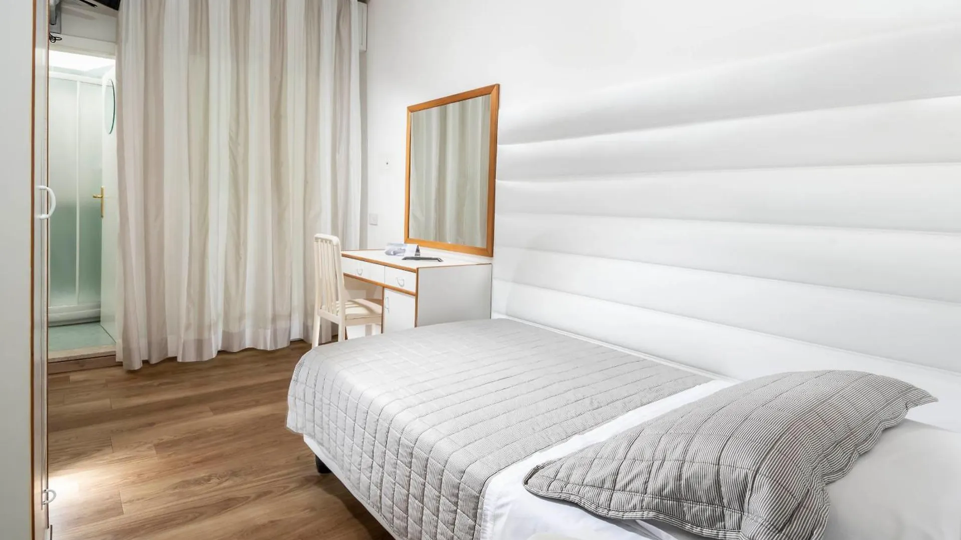 Hotel Albatros 미사노아드리아티코